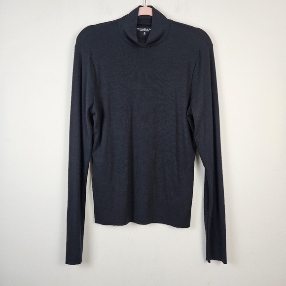 Abercrombie and Fitch Essentials black Ribbed Turtleneck Top Size XL - Picture 1 of 5